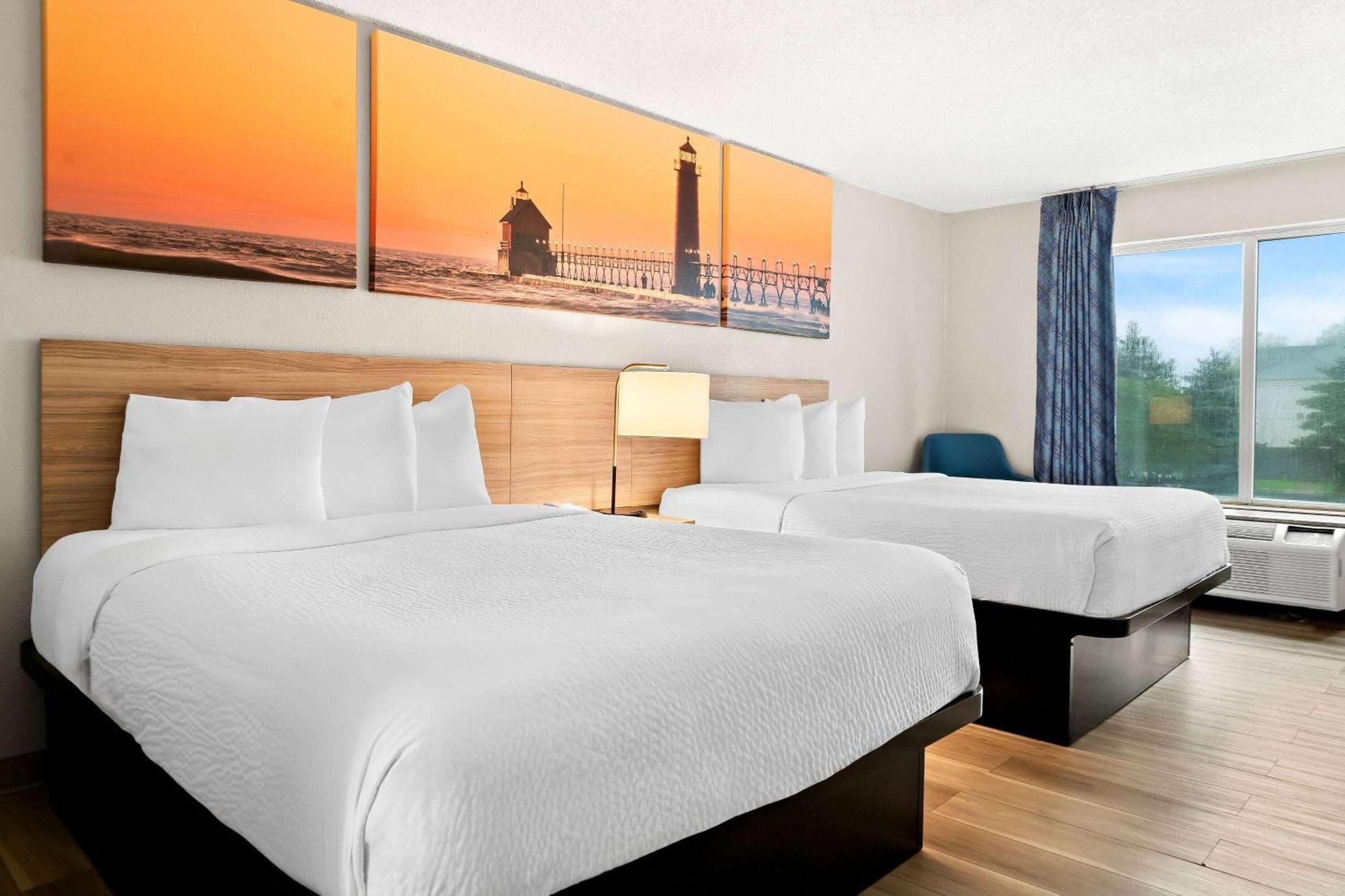Days Inn & Suites By Wyndham Warren Exteriör bild